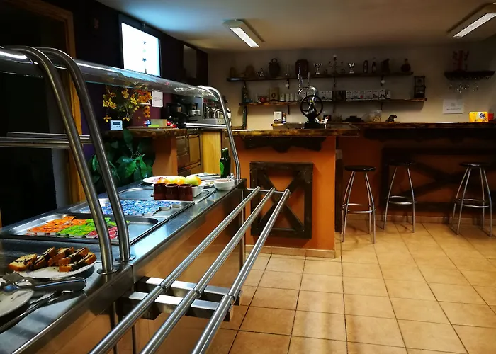 Les Daines Hostel Espot