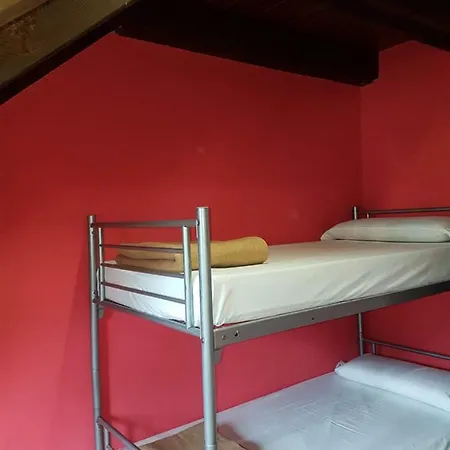 Auberge de jeunesse Les Daines *